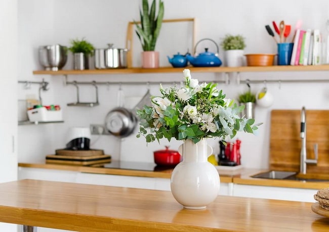Flores en la cocina