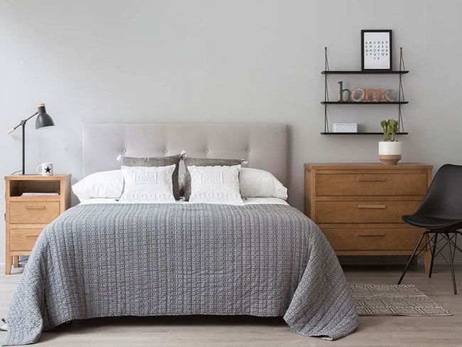 Muebles utilizados como mesas de noche