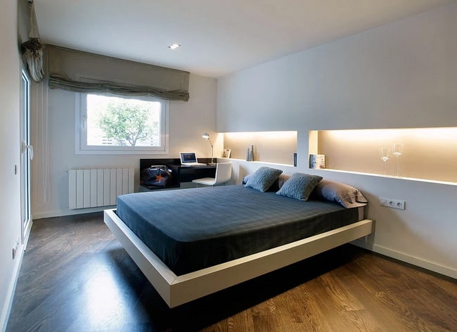 Cabecero de cama hecho con Pladur