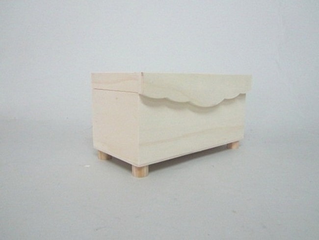 Cajas de madera para guardar artículos del bebé