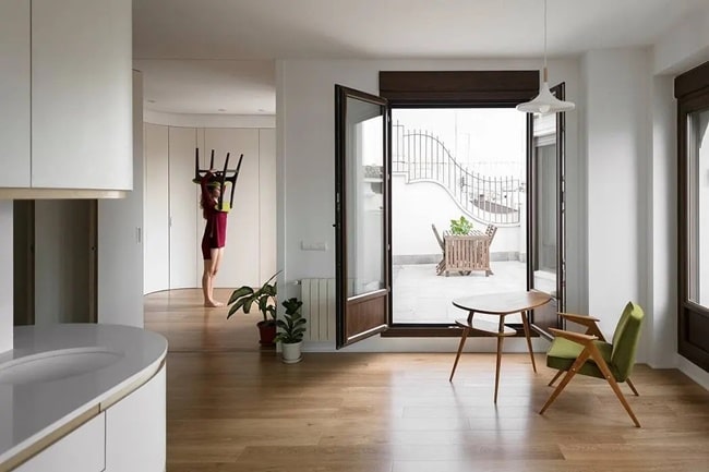 Blanco y madera para decorar