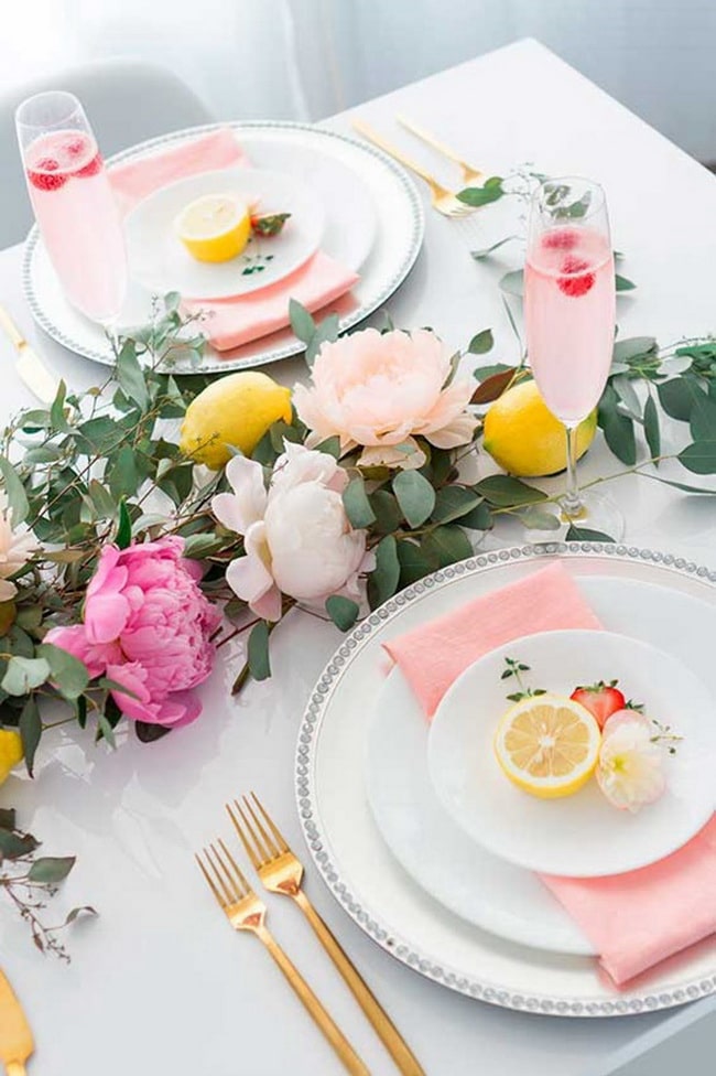 Ideas para vestir la mesa con mucho color
