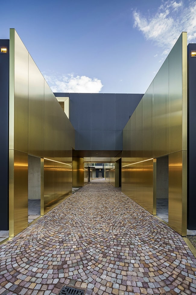 Frentes de edificios modernos