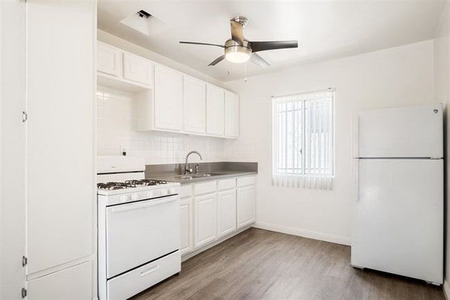 Muebles de cocina blancos