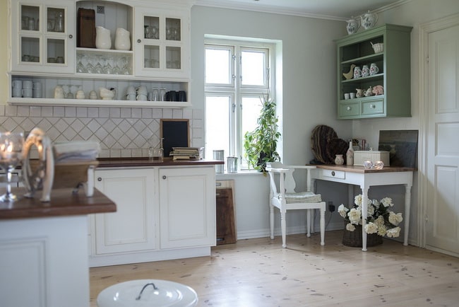 Cómo decorar cocinas blancas