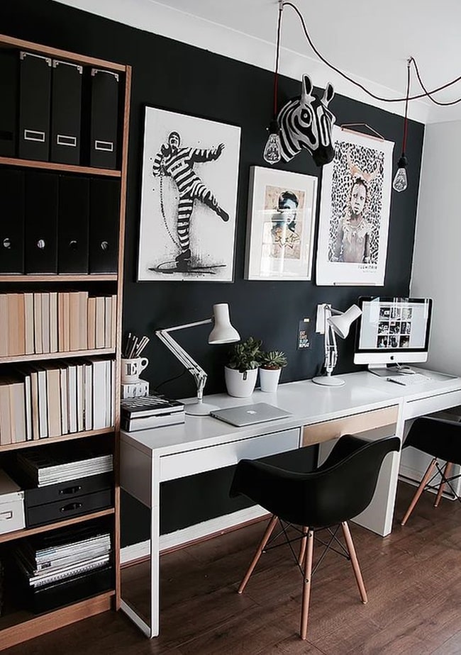Espacio de trabajo en blanco y negro