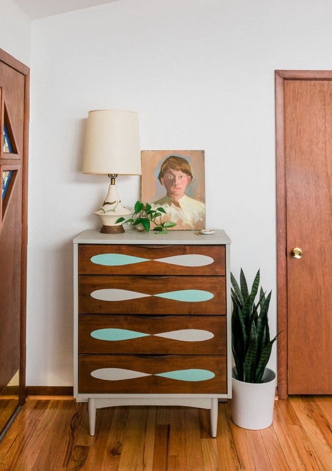 Decoración Mid Century para el recibidor