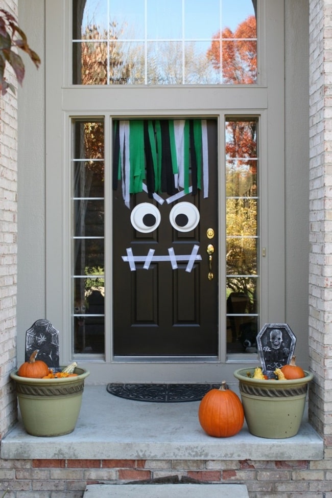 Ideas para decorar la puerta de entrada para Halloween