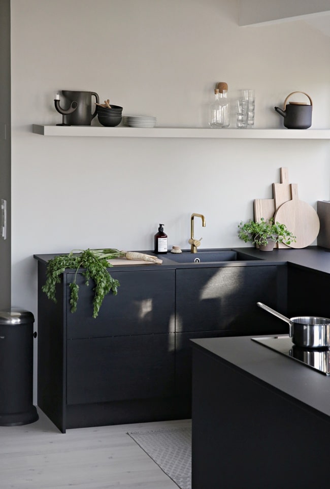 Muebles de cocina en color negro