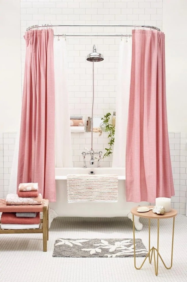 Cortinas de baño en color rosa