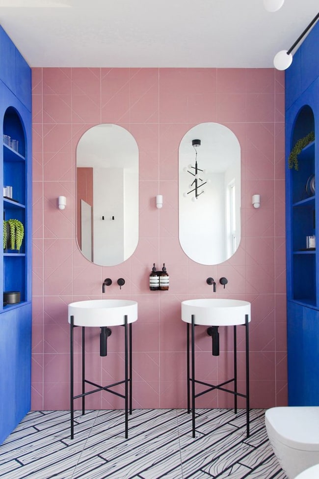 Baños color rosa