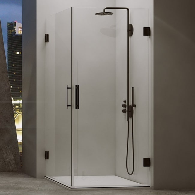 Baño con mucha luz