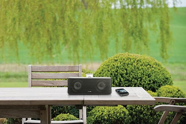 Altavoz para el jardín