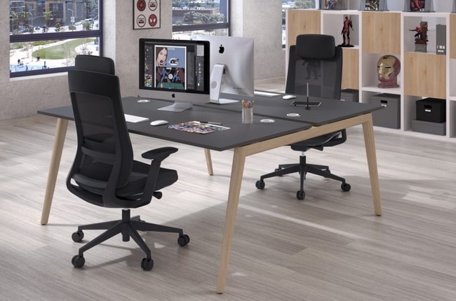 Mesas de diseño para decorar tu oficina
