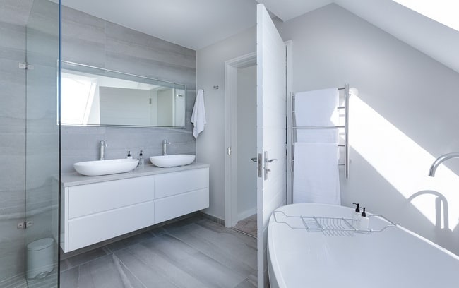 Escoge el tipo de baño que mejor va contigo
