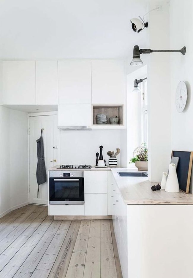 Blanco y madera