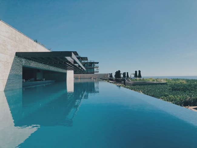 Piscinas infinitas