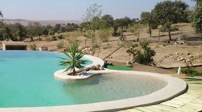 Piscina de arena de cuarzo