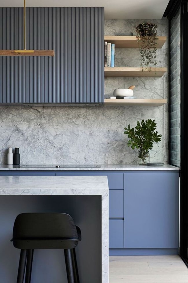 Cocinas con palillería en colro azul