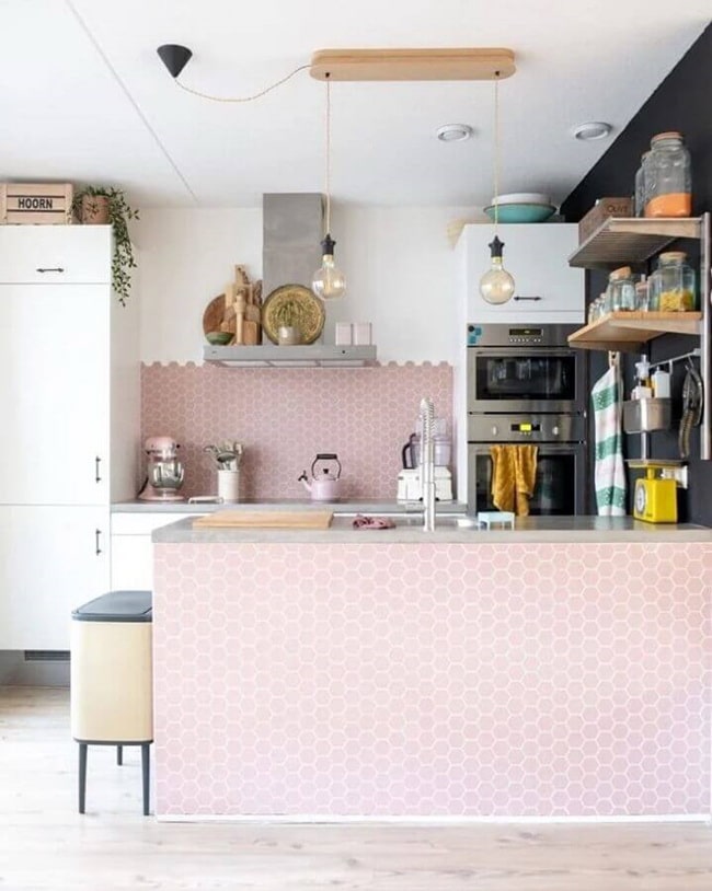 Cosas pasadas de moda y tendencias en cocinas