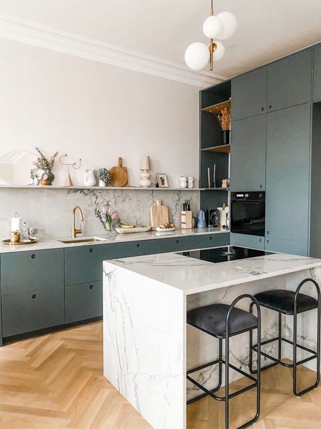 Cosas pasadas de moda y tendencias en cocinas