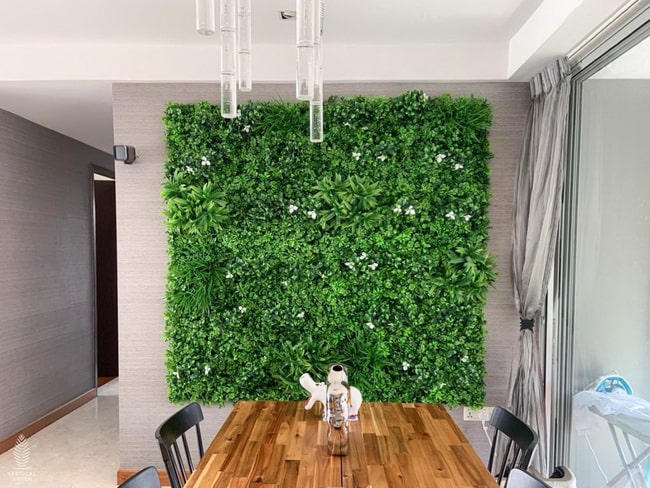 Jardines verticales artificiales en comedores
