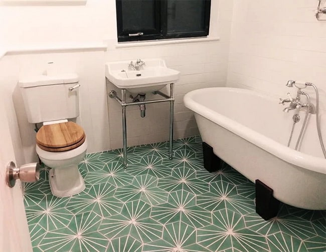 Baldosas hidráulicas en baños