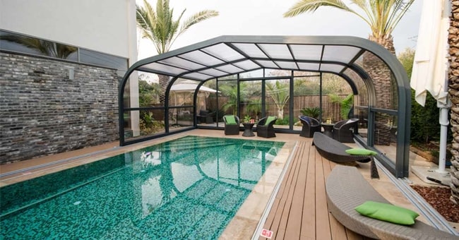 Cúpulas para cubrir la piscina