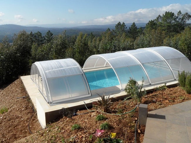 Piscina con hermosa vista