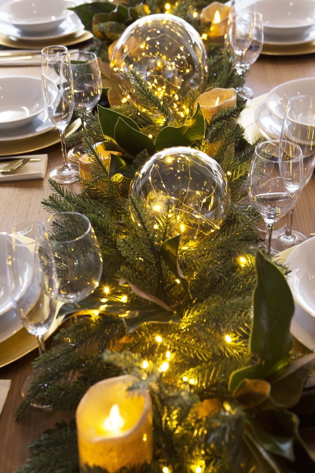 Centros de mesa con guirnaldas de luces