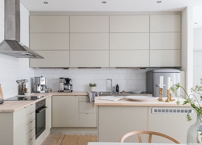 Cocinas en blanco y beige