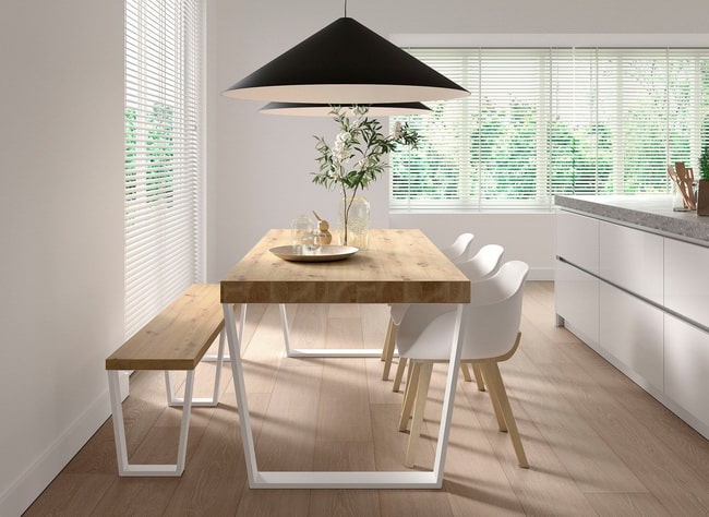 Mesa de madera natural