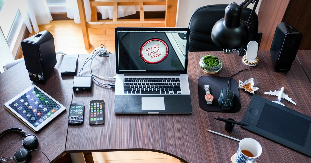 ¿Qué necesito para trabajar desde casa?