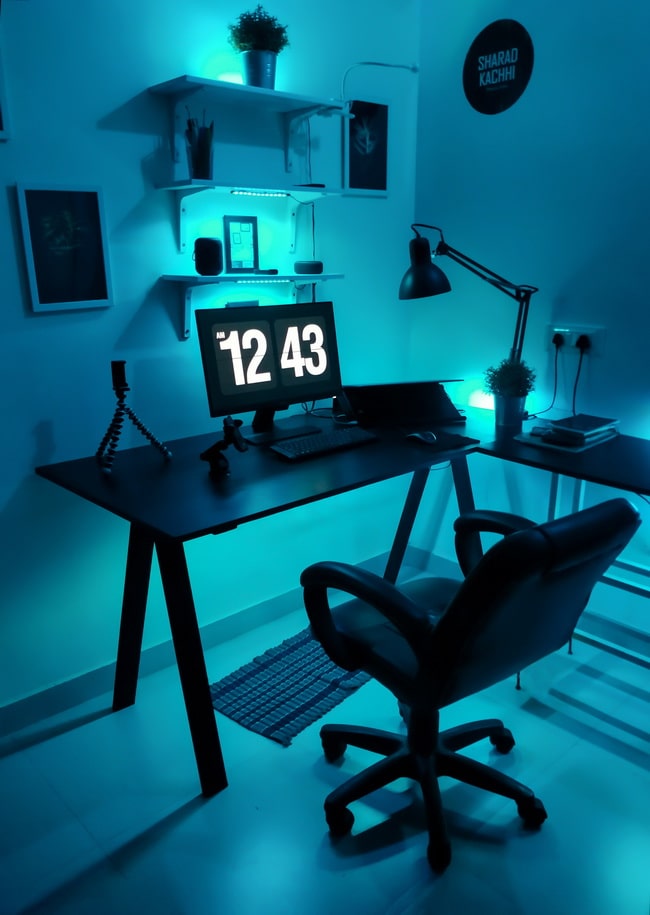 Iluminación para despacho en casa