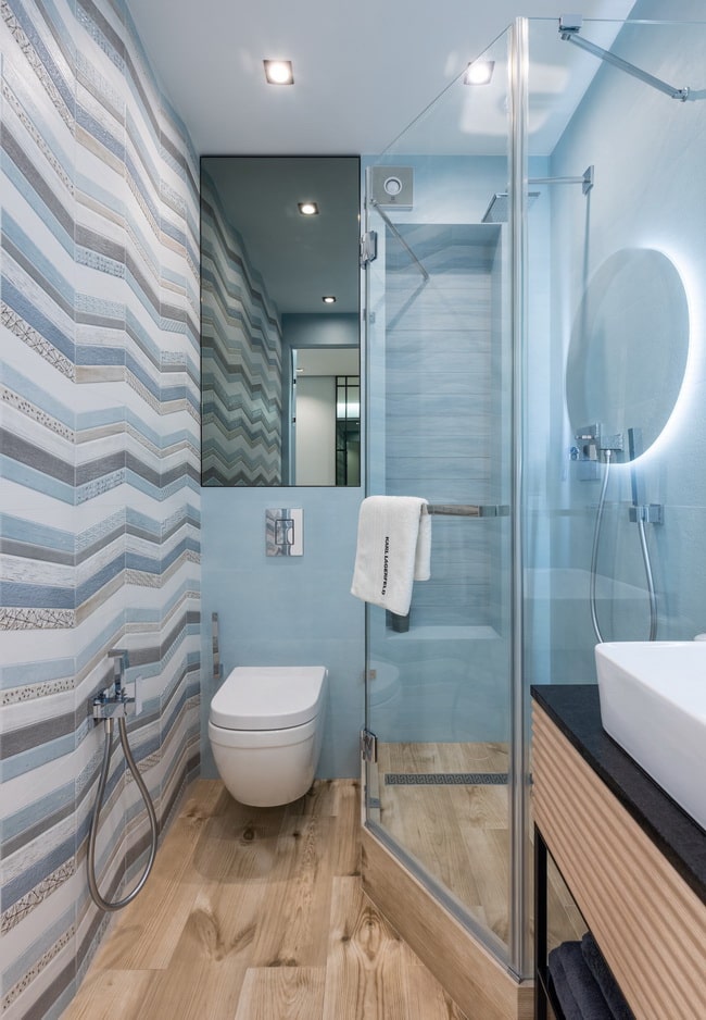 Baño en tonos azules