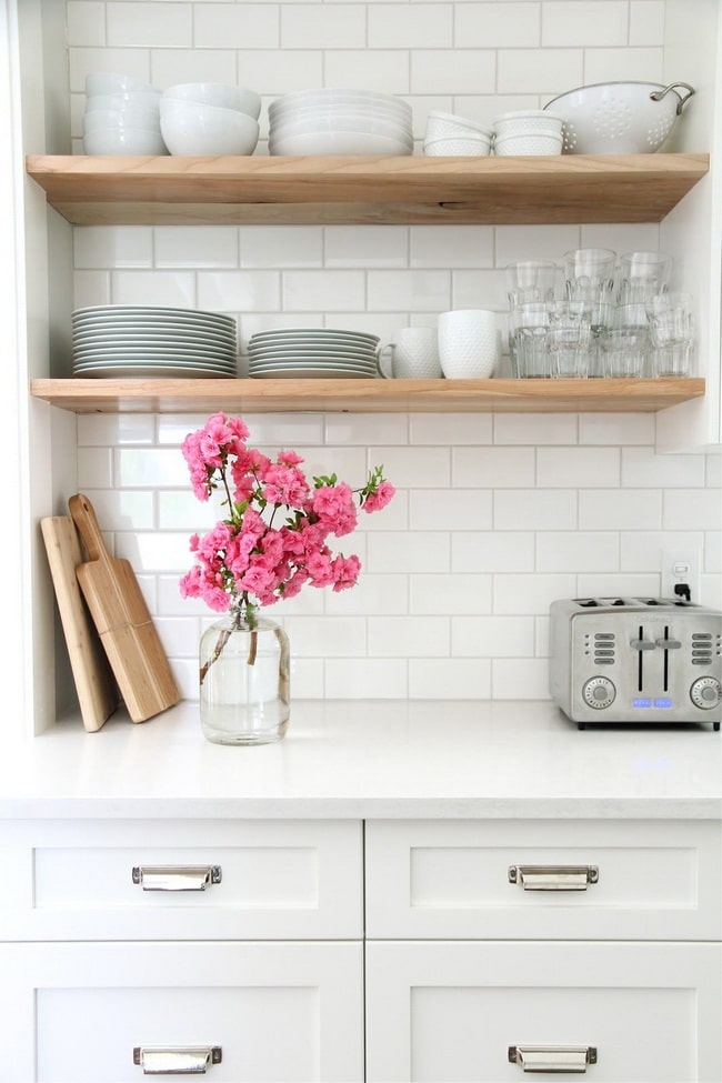 Cómo decorar la cocina con plantas y flores