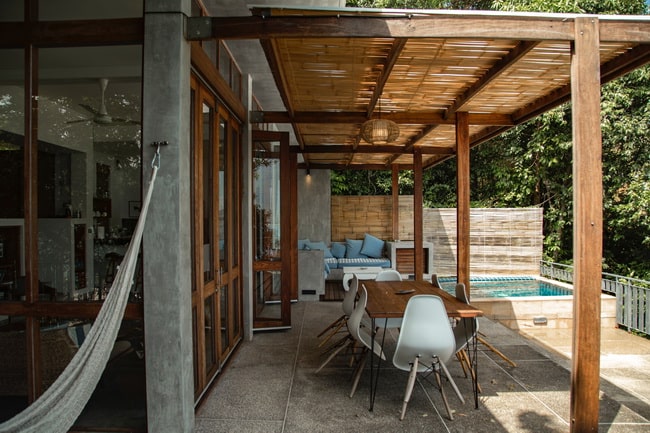 Tips para decorar un piso de alquiler vacacional en una zona costera