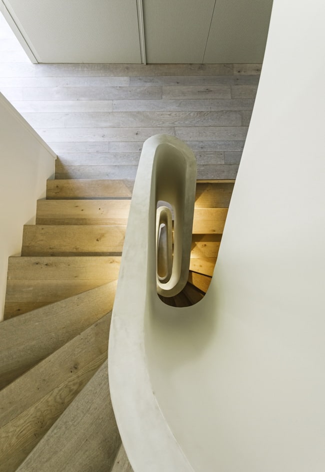 Escalera con acabado a la cal