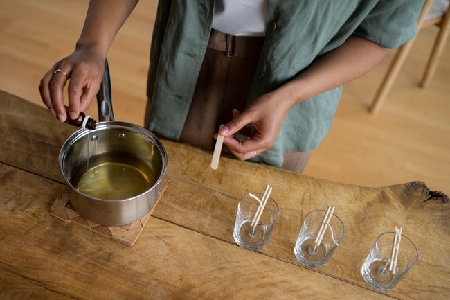 Hacer velas de parafina en casa
