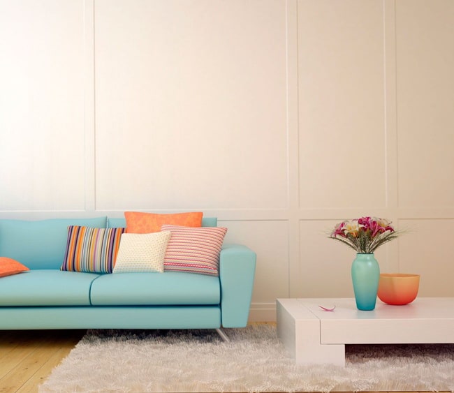 Decoración en azul y naranja
