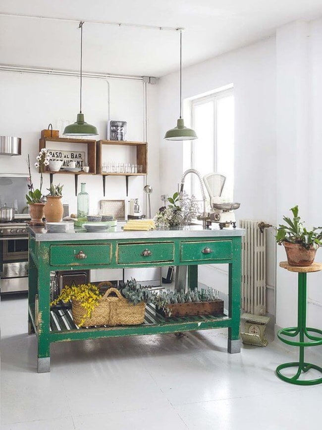 Isla de cocina vintage en color verde