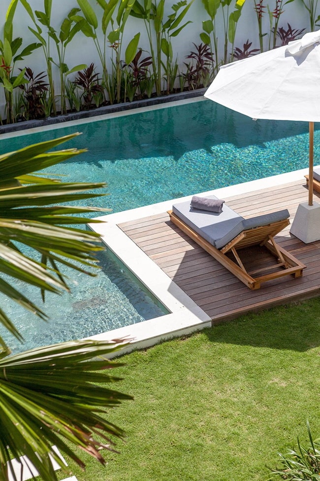 Piscina en "L"