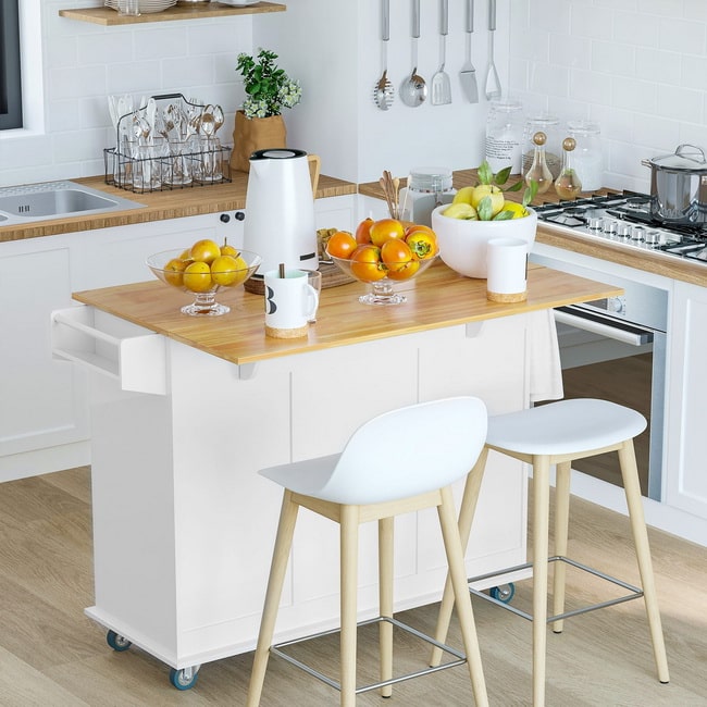 Blanco y madera para cocinas modernas