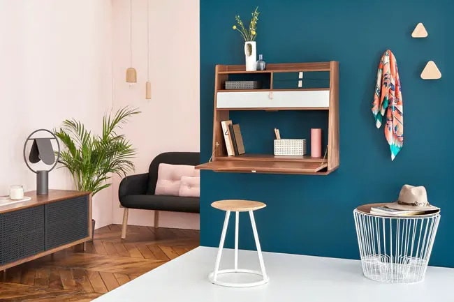 Salón en color azul petróleo y blanco