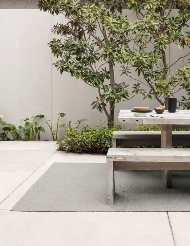 Muebles de madera para patios modernos