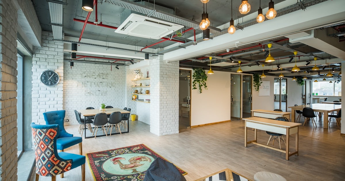 Creando espacios colaborativos: tendencias del coworking en Andalucía