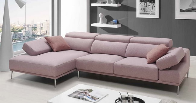 Sofá moderno en color rosa