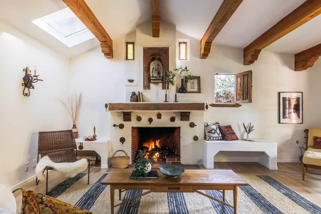 Cómo decorar la repisa de una chimenea