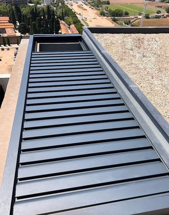 Instalación pérgolas bioclimáticas