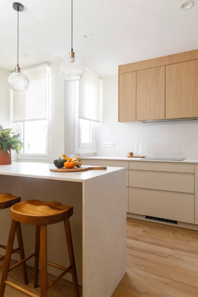 Cocina abierta al salón comedor